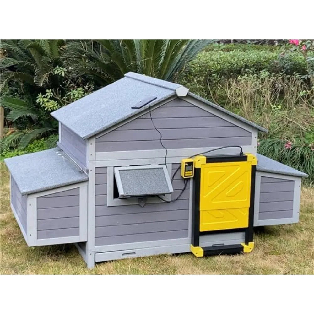 Chicken Coop With Dual Nesting Boxes For 4 To 6 Chickens